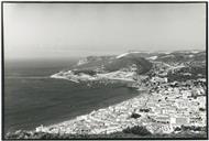 Vista geral da vila e da baía de Sesimbra