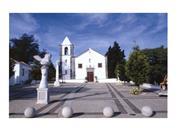 Vista da igreja da Consolação no Castelo de Sesimbra